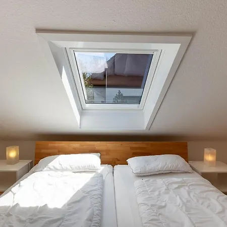 Koeller Mit Balkon Apartament